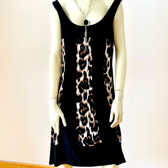 Beautiful & slimming sleeveless leopard and black dress! - Picture 1 of 2